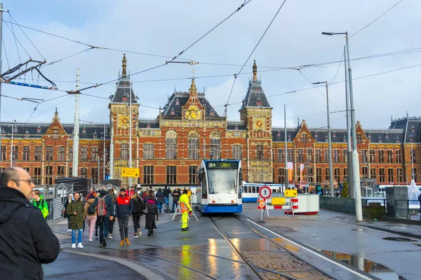 Amsterdã Holanda Novembro 2019 Bela Estação Central Amsterdã Com Muitas — Fotografia de Stock