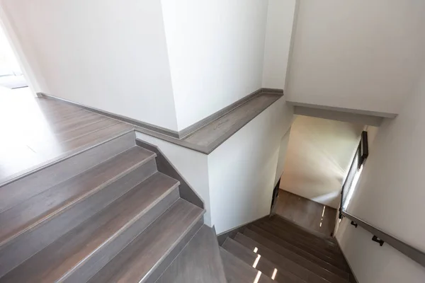 Interior Una Casa Moderna Con Escaleras — Foto de Stock