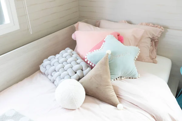Bed Cute Pillows — Stock Photo, Image