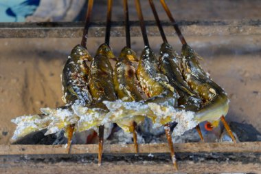 Geleneksel Japon ızgara balığı.