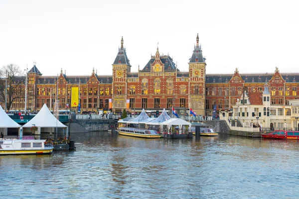 Ámsterdam Países Bajos Noviembre 2019 Beautiful Amsterdam Central Station Amsterdam — Foto de Stock