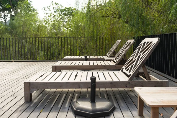 Wooden Chaise Lounges Deck — Stock Photo, Image