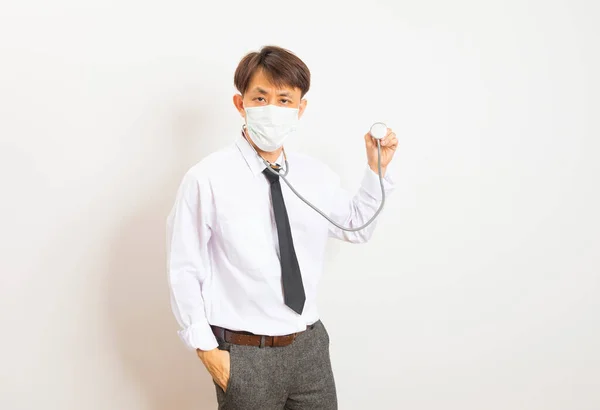 Ásia Homem Médico Vestindo Cirúrgico Máscara Branco Fundo — Fotografia de Stock
