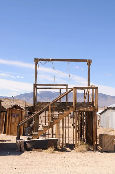 Gallows in a ghost town — Stock Photo, Image