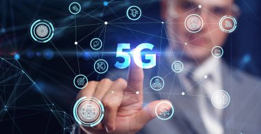 5G ağı konsepti, yüksek hızlı mobil internet, yeni nesil ağlar. İş, modern teknoloji, İnternet ve ağ kurma kavramı