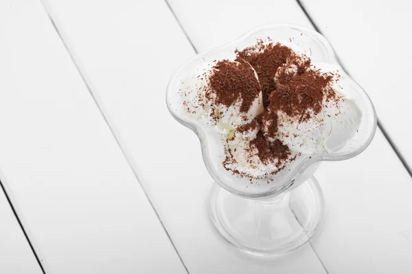 Ice cream with chocolate shaving — Stock Photo, Image