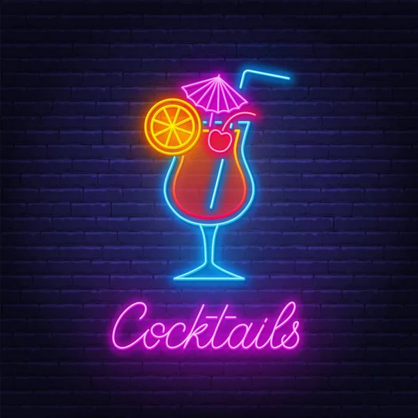 Cocktail Tequila sunrise neon sign no fundo da parede de tijolo. — Vetor de Stock