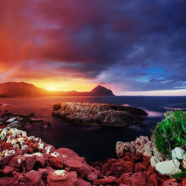 Spring view of the coast at sunset city Trapani. Sicily, Italy, — Stock Photo, Image