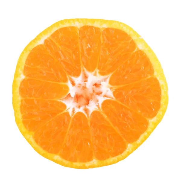 Fetta di arancia fresca isolata su fondo bianco — Foto Stock