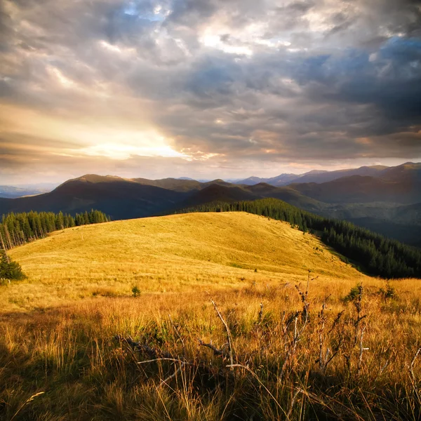 Andscape nas montanhas — Fotografia de Stock