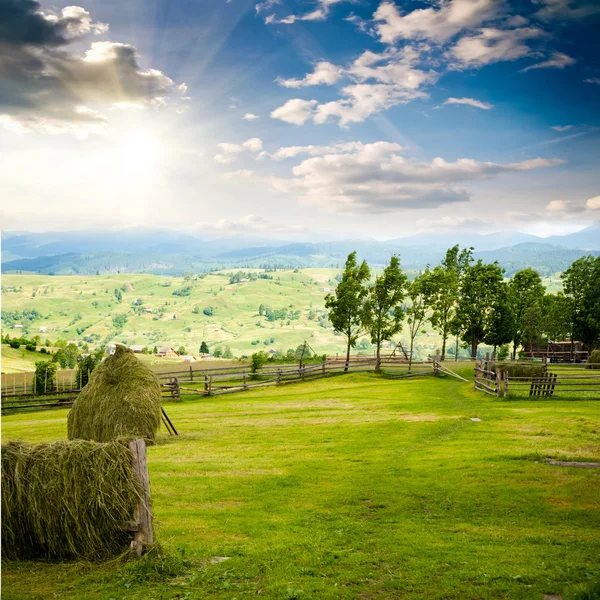 Landschap met dorp — Stockfoto