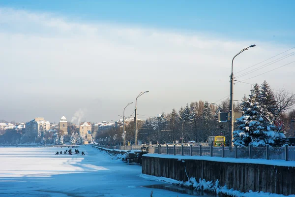 Town on the lake — Stock Photo, Image