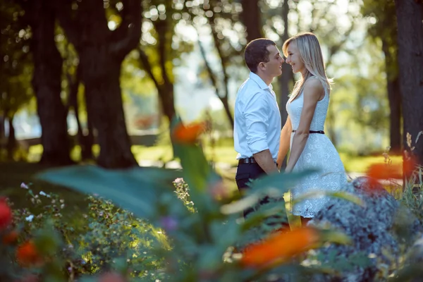 Porträtt av love par — Stockfoto