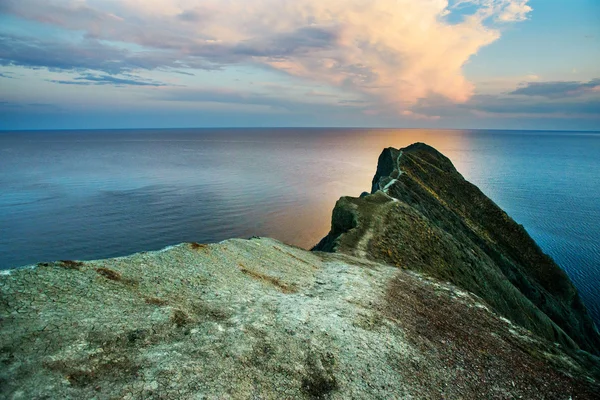 Felsen und Meer. — Stockfoto