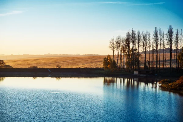 Otoño en el lago — Foto de Stock