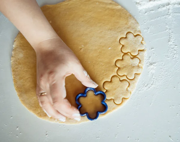 Plätzchen backen — Stockfoto