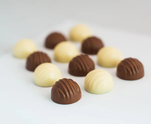 Bonbons sur fond blanc — Photo