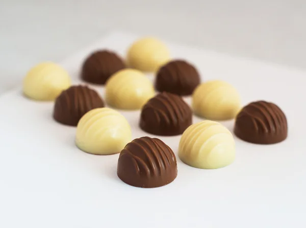 Caramelo sobre fondo blanco — Foto de Stock