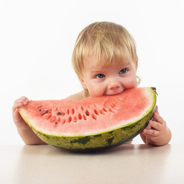 милая маленькая девочка