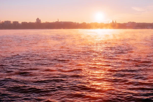 Puesta de sol junto al mar —  Fotos de Stock