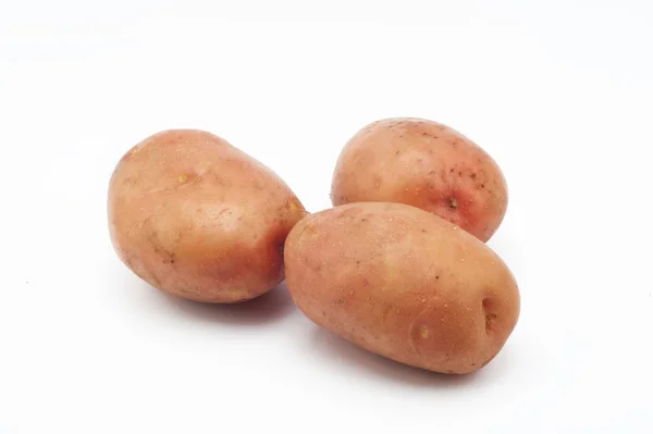 Qualidade das batatas Arosa. Batatas isoladas sobre fundo branco — Fotografia de Stock