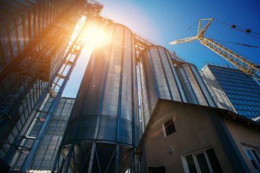Depolama tankları dizi pl işleme tarım bitkileri ekili