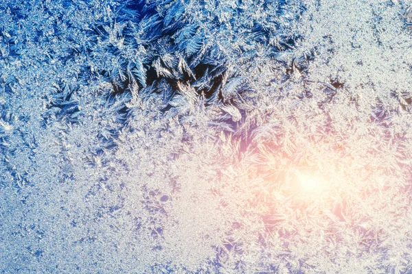 Patrón natural helado en la ventana de invierno — Foto de Stock