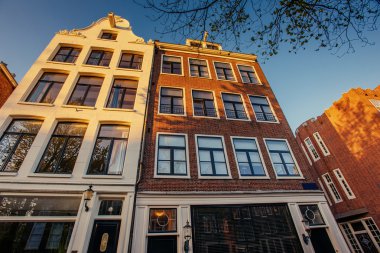 Amsterdam - Hollanda. Istorychnyy Amsterdam Merkezi. Büyük olmak