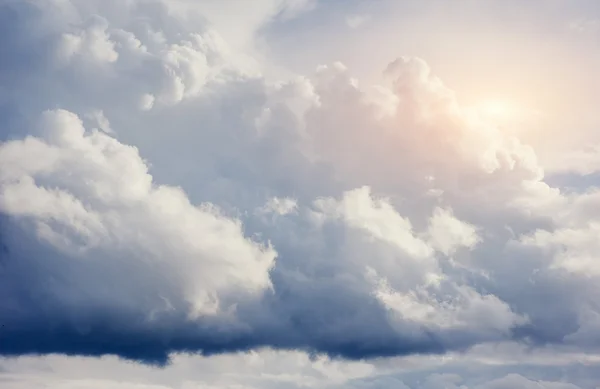 夏風景の美しい積雲の雲 — ストック写真