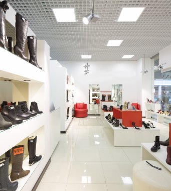 İç modern Avrupa alışveriş Ayakkabı mağazası