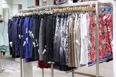 yeni iç kumaş mağazası