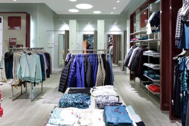 yeni iç kumaş mağazası