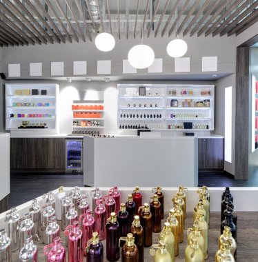 lüks parfüm mağazası 