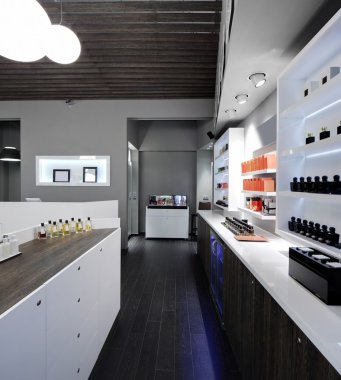 lüks parfüm mağazası 