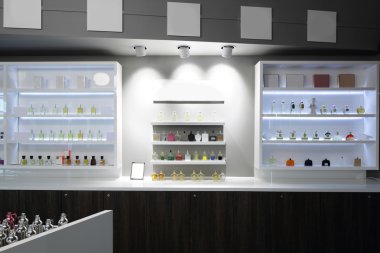 lüks parfüm mağazası 