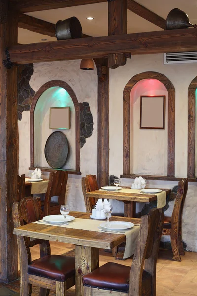 Restaurant européen aux couleurs vives — Photo