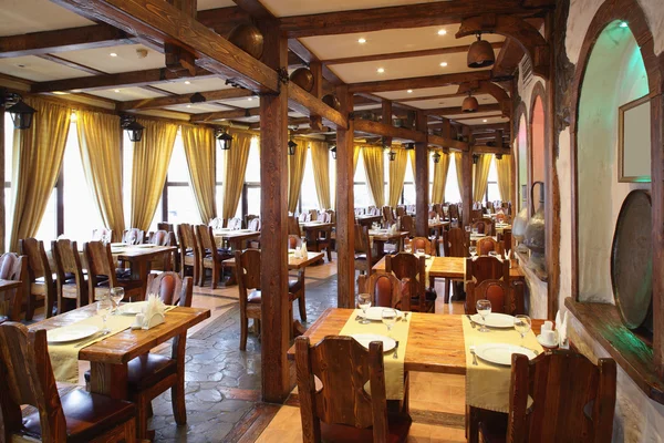 Europees restaurant in felle kleuren — Stockfoto