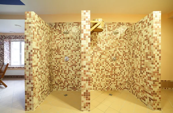 İç modern Avrupa duş — Stok fotoğraf