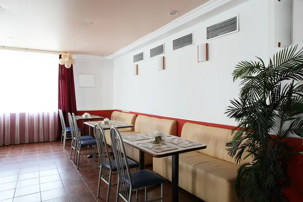 Europäisches Restaurant in hellen Farben — Stockfoto