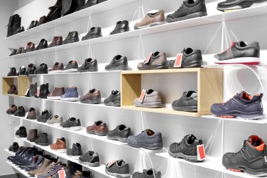 İç modern Avrupa alışveriş Ayakkabı mağazası