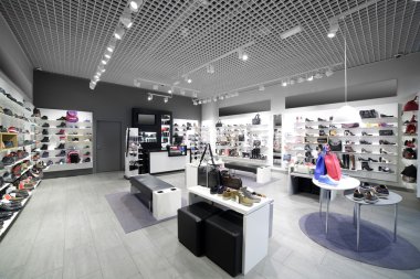 İç modern Avrupa alışveriş Ayakkabı mağazası