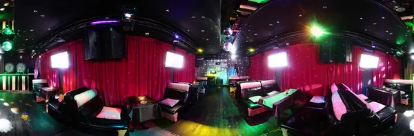 Bellissimo interno del night club europeo — Foto Stock