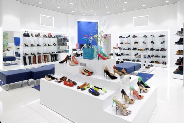 İç modern Avrupa alışveriş Ayakkabı mağazası