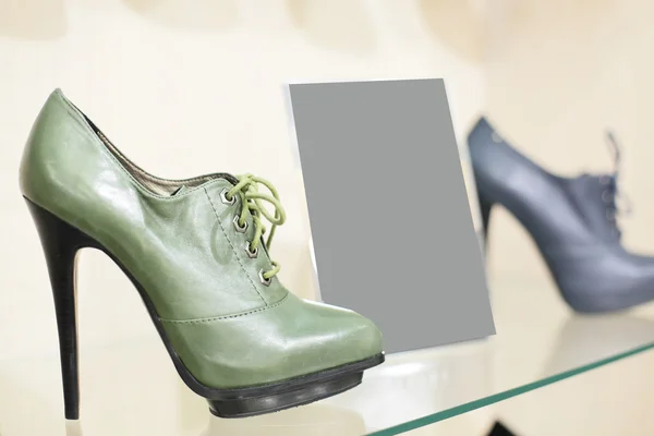 Interior of shoe store in modern european mall — Stock Photo, Image