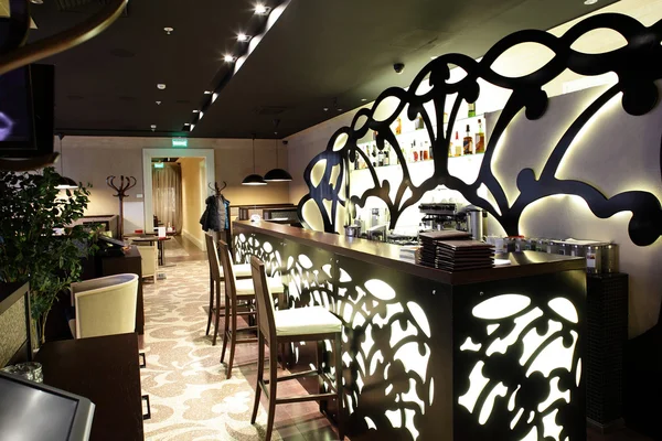 明るい色でヨーロッパのレストラン — ストック写真