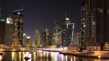 Gece Dubai Yat Limanı