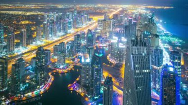 Gece Dubai city