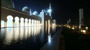 Şeyh Zayed Camii, Abu Dabi