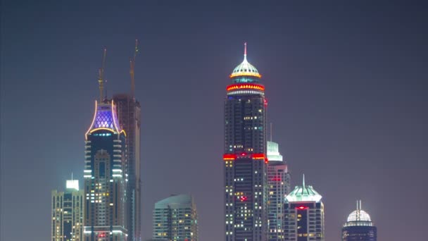 Ντουμπάι πόλη, νύχτα Πανόραμα — Αρχείο Βίντεο