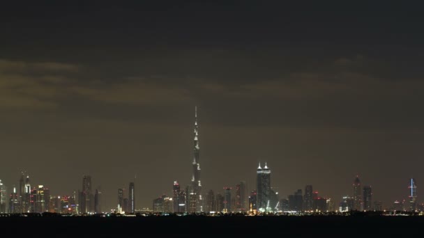 Noční panorama Dubaje — Stock video